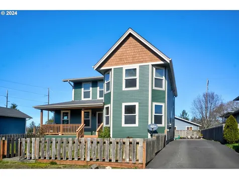 1324 9th Avenue Seaside OR 97138