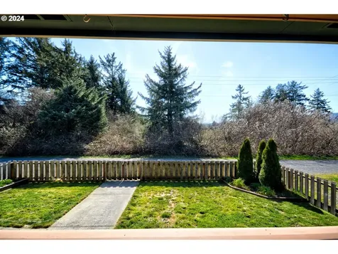 1324 9th Avenue Seaside OR 97138