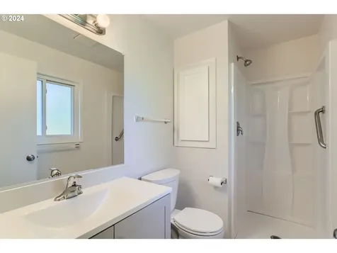 2329 Se Beaver Creek Lane Troutdale OR 97060