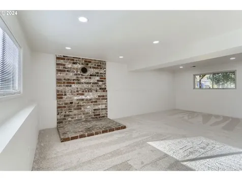 2329 Se Beaver Creek Lane Troutdale OR 97060