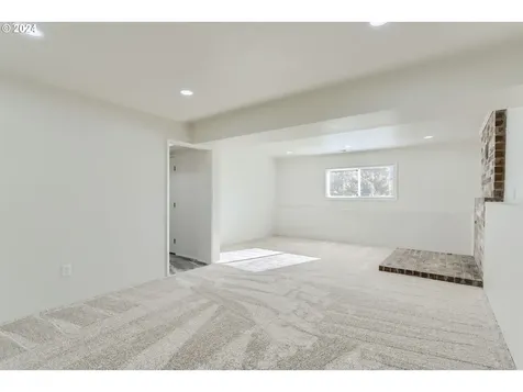 2329 Se Beaver Creek Lane Troutdale OR 97060