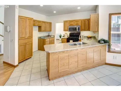 4060 Hampshire Lane Eugene OR 97404