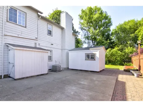 4060 Hampshire Lane Eugene OR 97404
