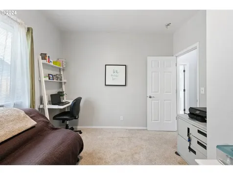 610 N 1st Street Creswell OR 97426