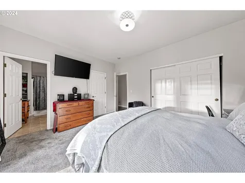 610 N 1st Street Creswell OR 97426