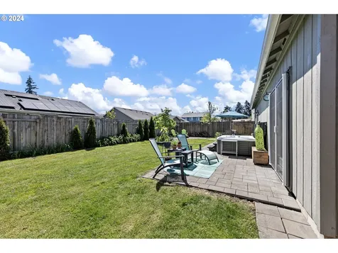 610 N 1st Street Creswell OR 97426