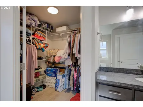 575 Brady Lane Roseburg OR 97471