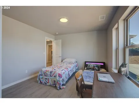 575 Brady Lane Roseburg OR 97471