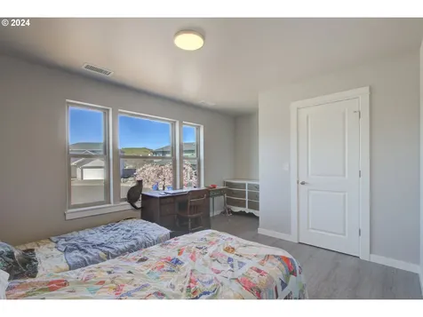 575 Brady Lane Roseburg OR 97471