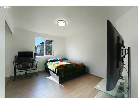888 Pana Street Woodburn OR 97071