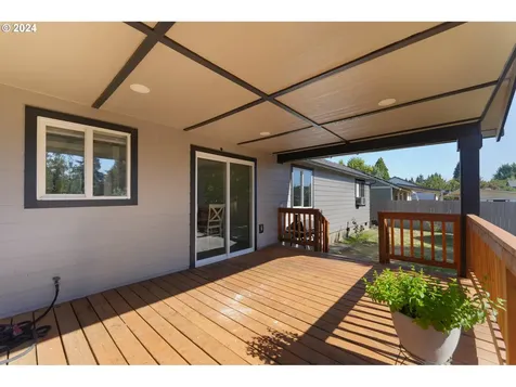 888 Pana Street Woodburn OR 97071