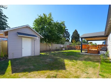 888 Pana Street Woodburn OR 97071