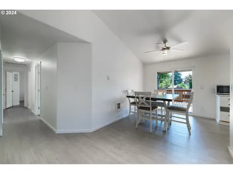 888 Pana Street Woodburn OR 97071