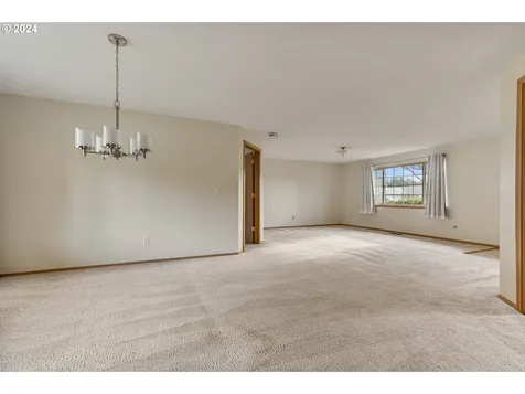 302 E Farrer Street Yacolt WA 98675
