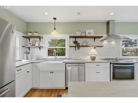 5305 NE 27th Avenue Portland OR 97211