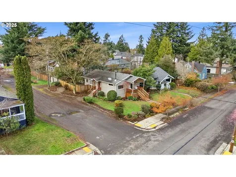 5305 NE 27th Avenue Portland OR 97211