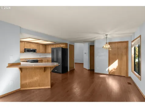 12720 Se Opal Way Clackamas OR 97015