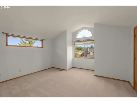 12720 Se Opal Way Clackamas OR 97015