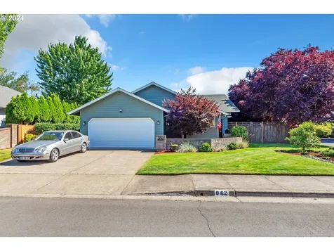 862 Corvette Lane Eugene OR 97404