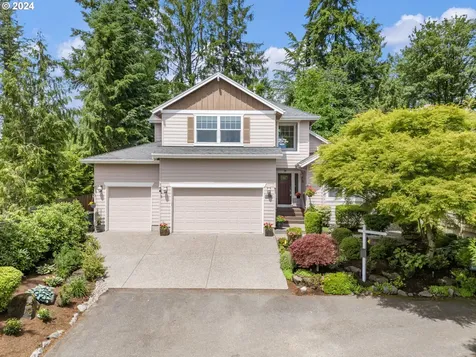 8747 NW Kearney Street Portland OR 97229