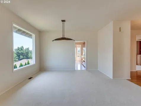 15915 Sw Hampshire Terrace Portland OR 97224