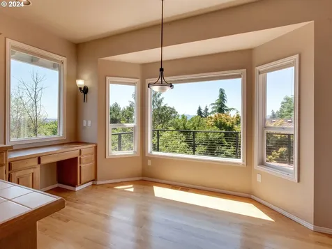 15915 Sw Hampshire Terrace Portland OR 97224