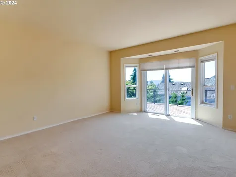 15915 Sw Hampshire Terrace Portland OR 97224