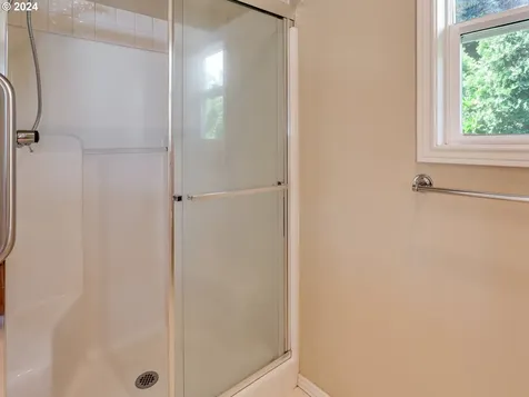 15915 Sw Hampshire Terrace Portland OR 97224