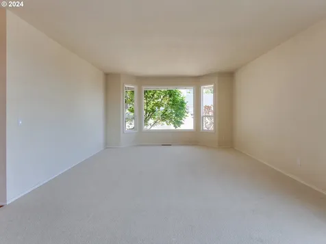 15915 Sw Hampshire Terrace Portland OR 97224