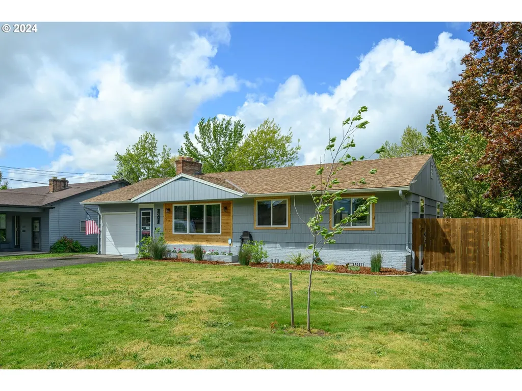 1221 Ne 27th Street Mcminnville OR 97128