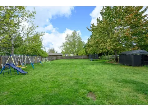 1221 Ne 27th Street Mcminnville OR 97128