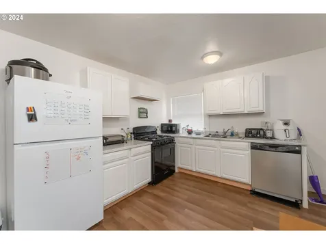 510 SE Floed Avenue Roseburg OR 97470