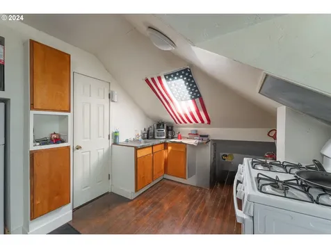 510 SE Floed Avenue Roseburg OR 97470