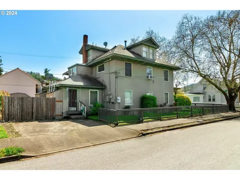 510 SE Floed Avenue Roseburg OR 97470