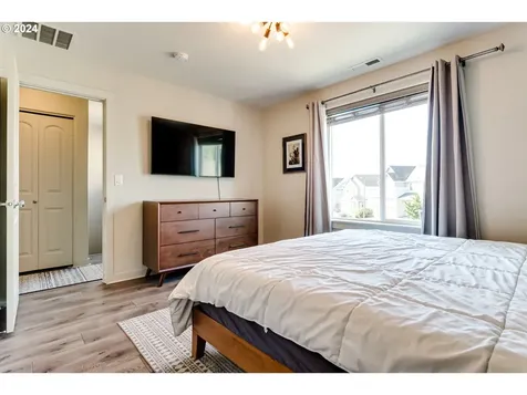 5433 Gould Avenue Eugene OR 97402