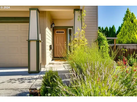 5433 Gould Avenue Eugene OR 97402