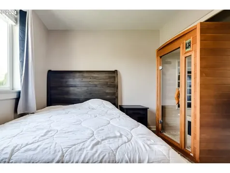 5433 Gould Avenue Eugene OR 97402
