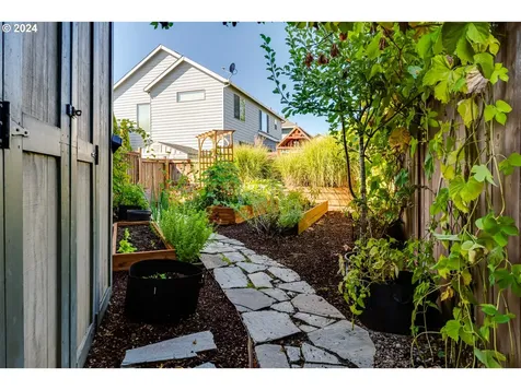 5433 Gould Avenue Eugene OR 97402