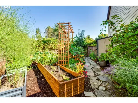 5433 Gould Avenue Eugene OR 97402