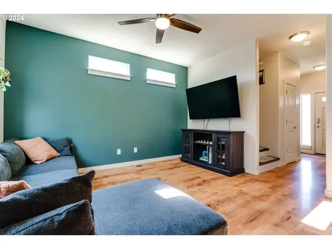 5433 Gould Avenue Eugene OR 97402