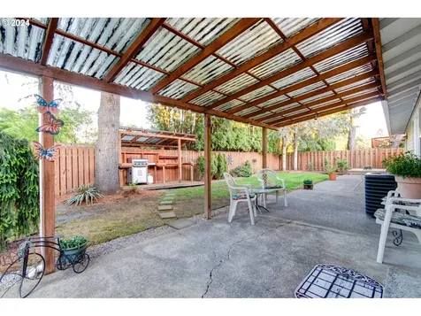 1584 Ne La Mesa Place Gresham OR 97030