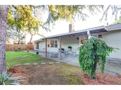 1584 Ne La Mesa Place Gresham OR 97030
