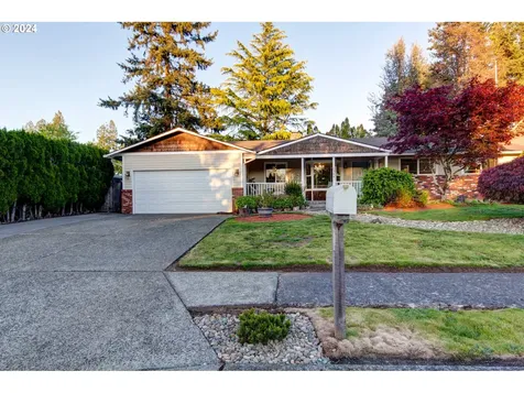 1584 Ne La Mesa Place Gresham OR 97030