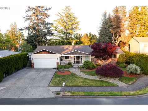 1584 Ne La Mesa Place Gresham OR 97030