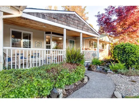 1584 Ne La Mesa Place Gresham OR 97030
