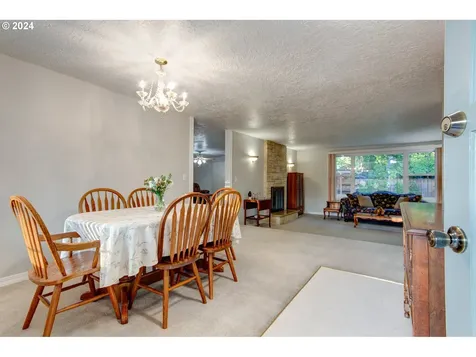 1584 Ne La Mesa Place Gresham OR 97030