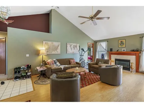 1815 Ne 152nd Street Vancouver WA 98686