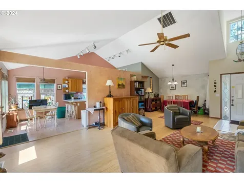 1815 Ne 152nd Street Vancouver WA 98686