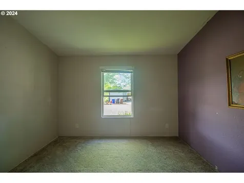 319 Hood Court Molalla OR 97038