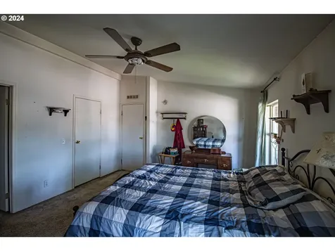 319 Hood Court Molalla OR 97038